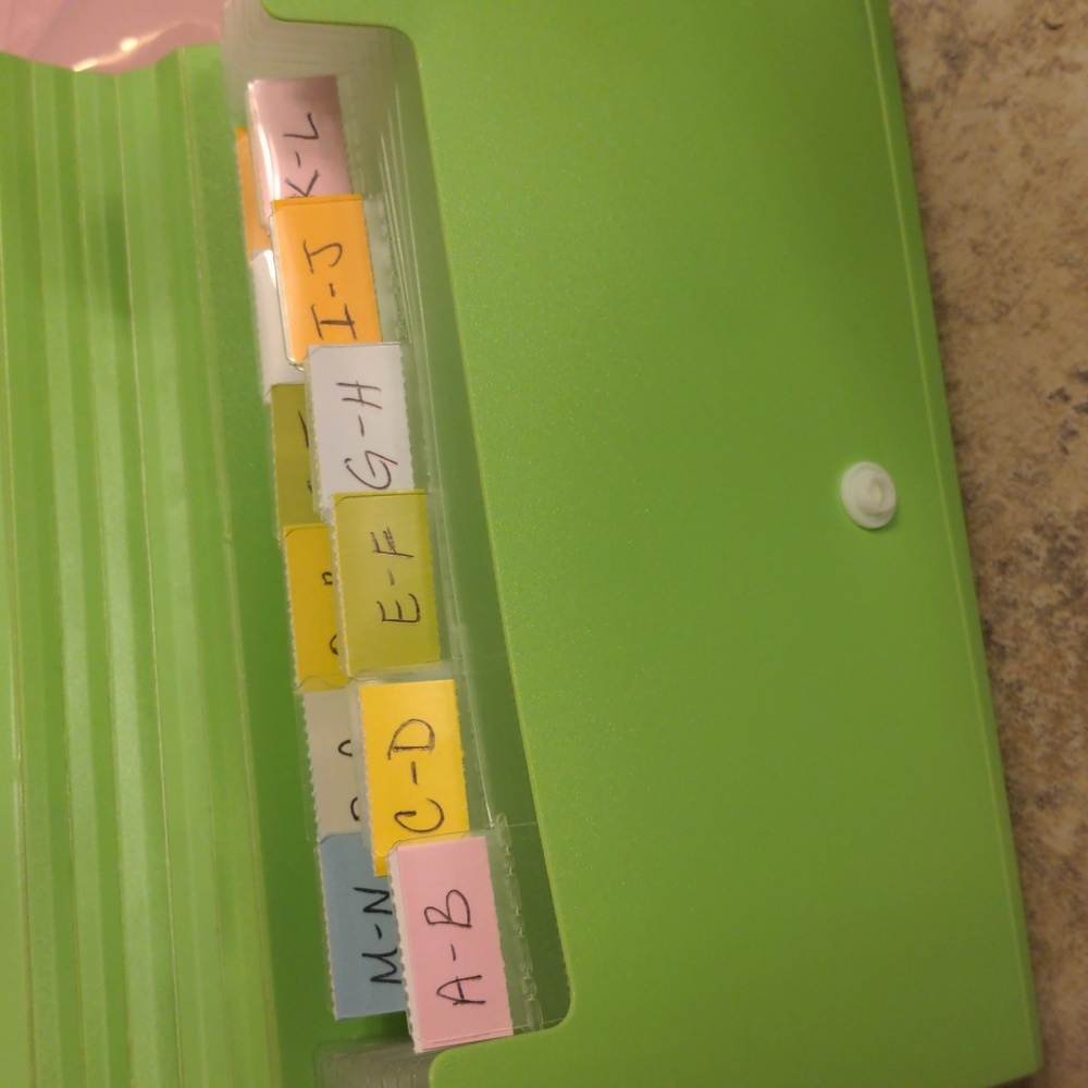 Mini File Folders - Picture 2 of 3